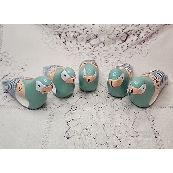 Vintage Parrot Napkin Rings Jimmy Buffett Hand Painted Tiki Party Decor Set Of 5 - Picture 1 of 4